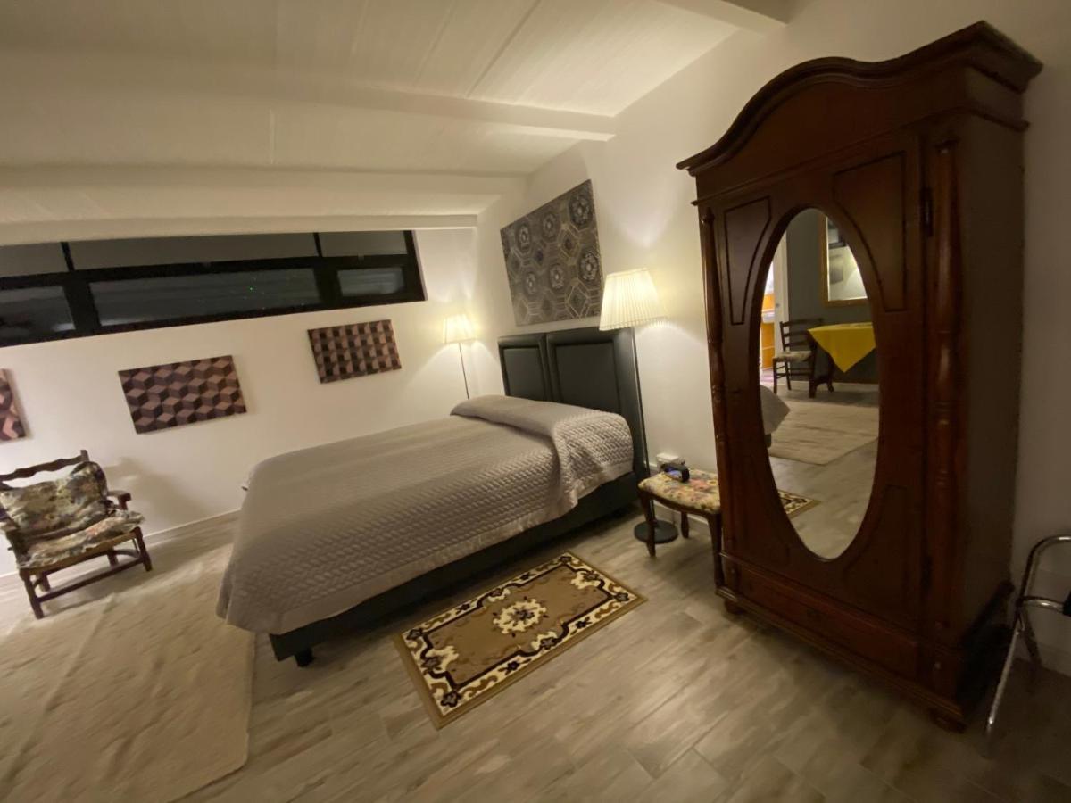 Lenzi'S Bottega And Gallery Suites Vicopisano Екстер'єр фото
